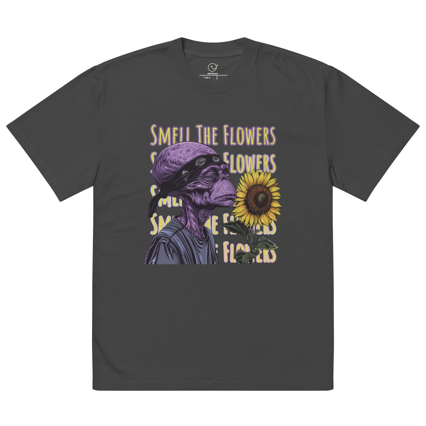 Smell The Flowers - Oversized faded Tee - Black