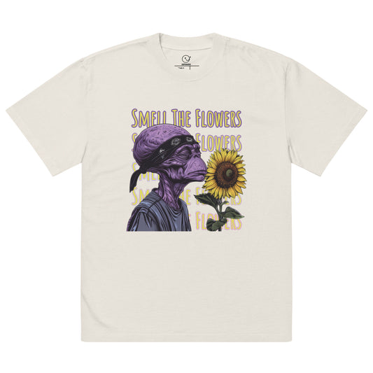 Smell The Flowers - Oversized faded Tee - Bone